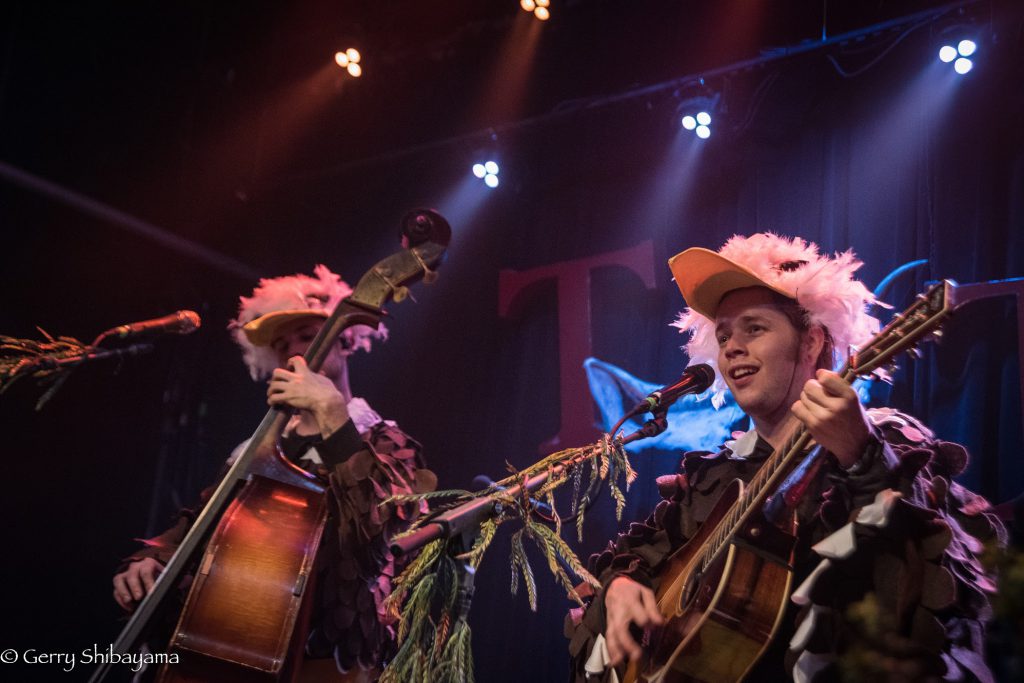 Billy Strings Takes Flight on Halloween Heavy On The Jam