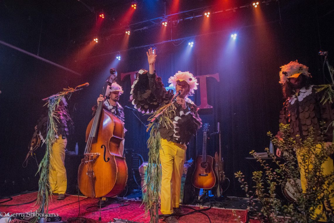 Billy Strings Takes Flight on Halloween Heavy On The Jam